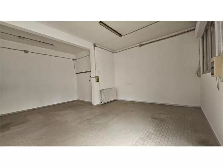 Immagine 13 di Appartamento in vendita  a Vinci