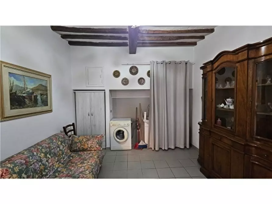 Immagine 3 di Appartamento in vendita  a Empoli