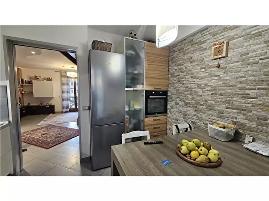 Immagine 11 di Appartamento in vendita  a Empoli