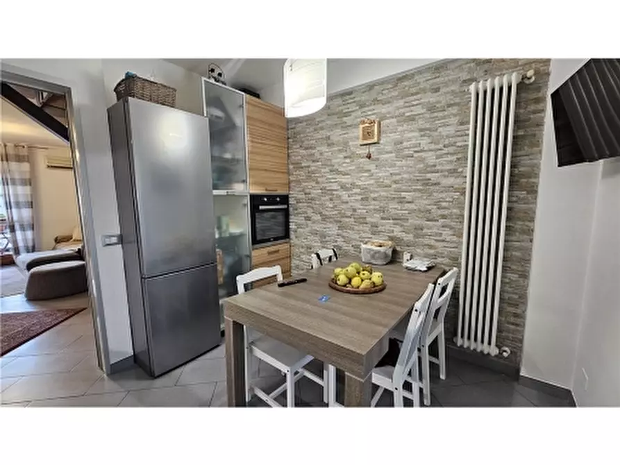 Immagine 12 di Appartamento in vendita  a Empoli