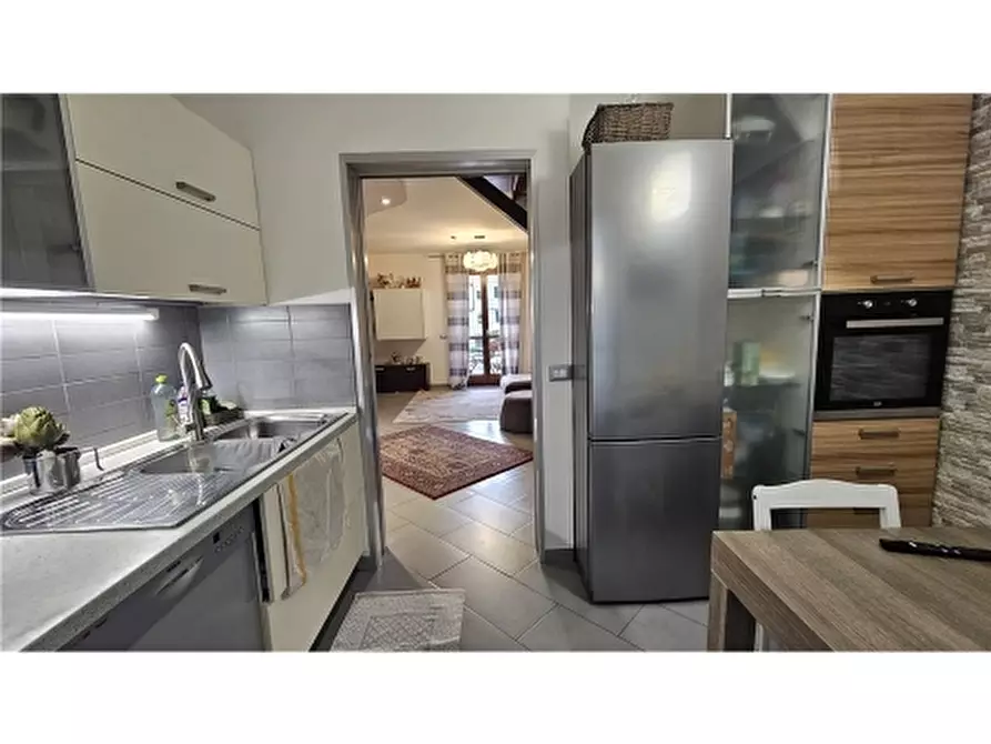 Immagine 13 di Appartamento in vendita  a Empoli