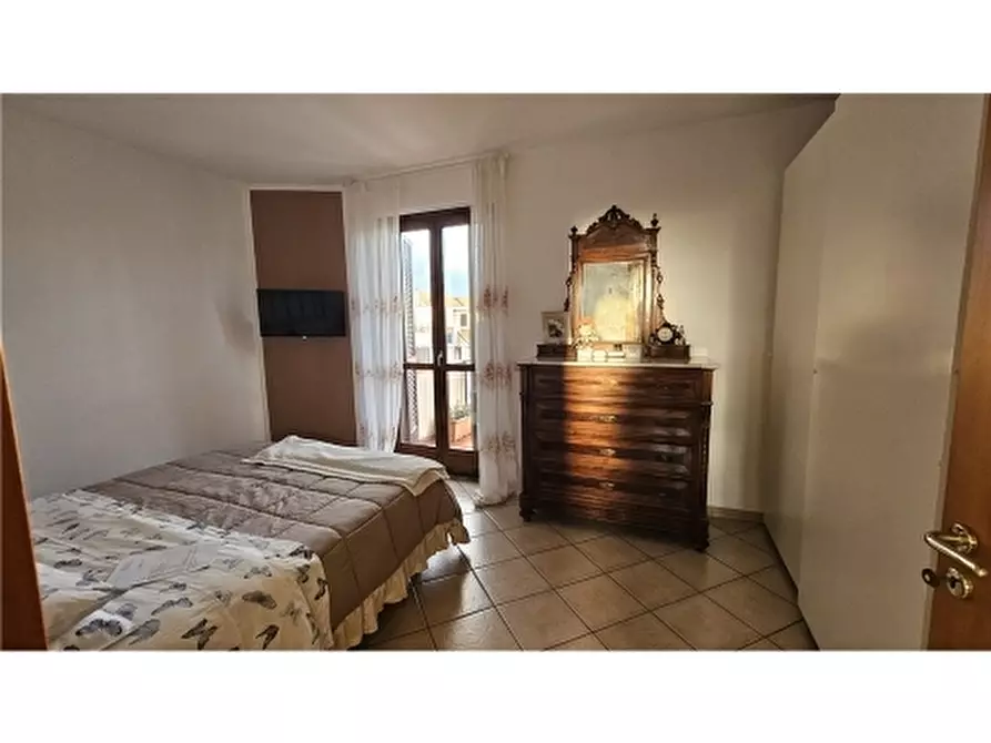 Immagine 23 di Appartamento in vendita  a Empoli