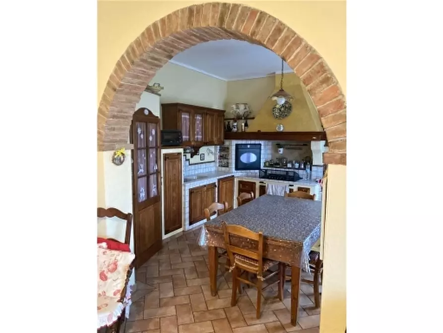 Immagine 2 di Appartamento in vendita  a Vinci