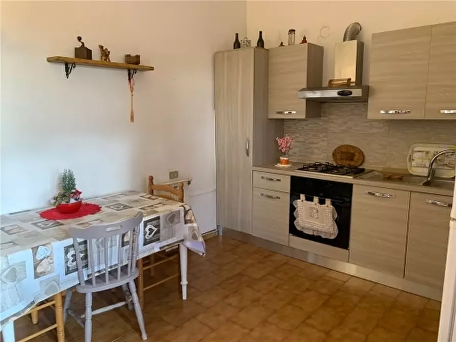 Immagine 4 di Appartamento in vendita  a Vinci