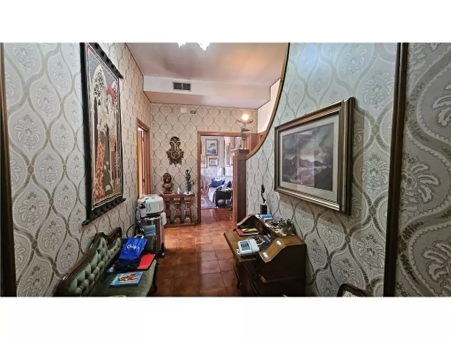 Immagine 1 di Appartamento in vendita  a Empoli