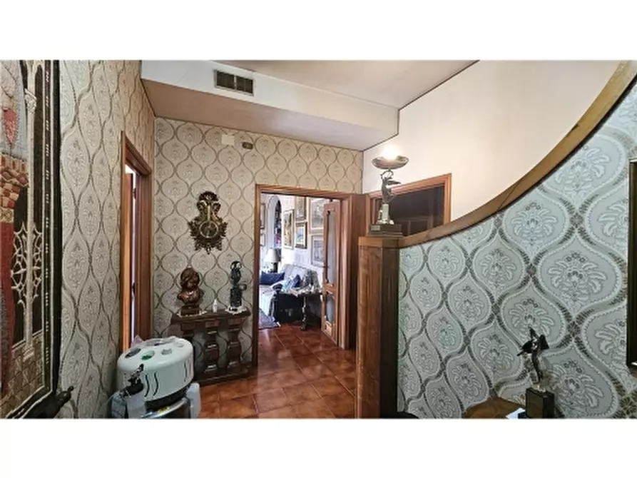 Immagine 3 di Appartamento in vendita  a Empoli