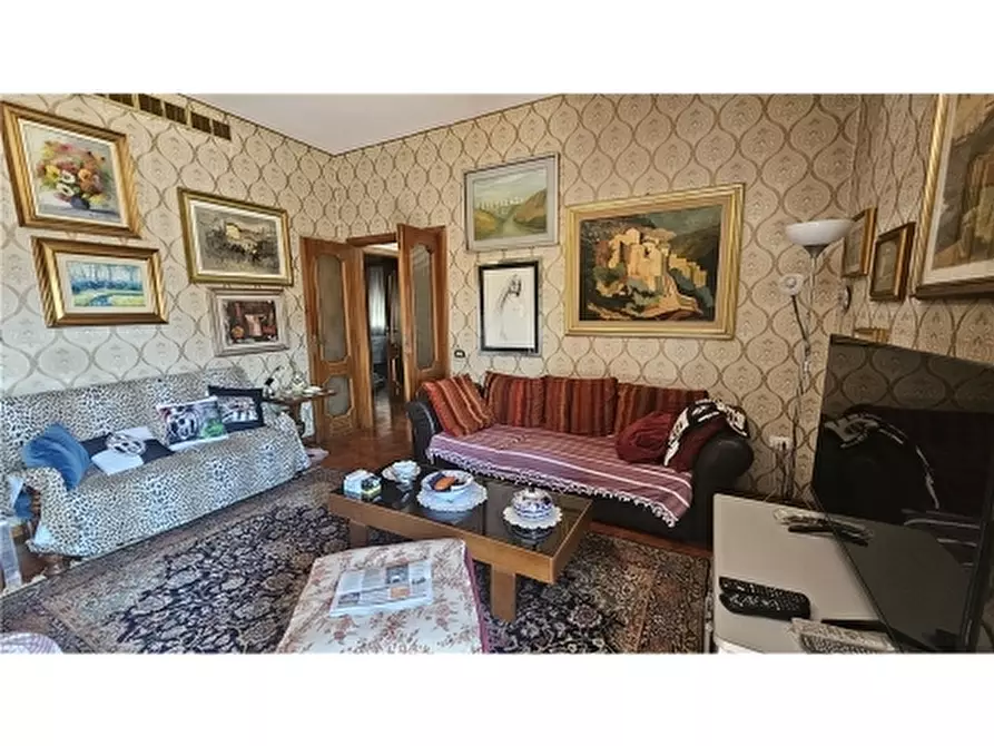 Immagine 6 di Appartamento in vendita  a Empoli