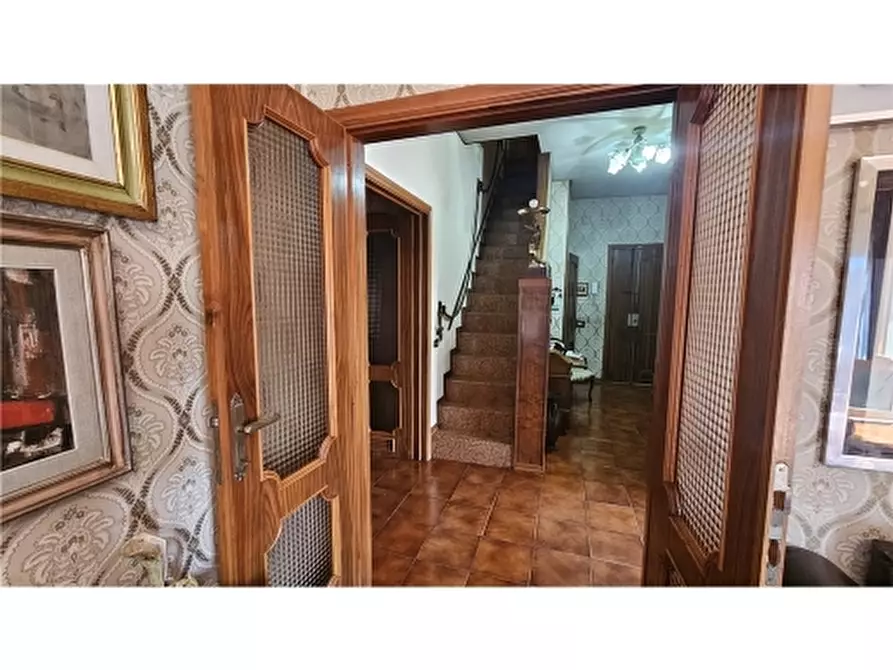 Immagine 7 di Appartamento in vendita  a Empoli