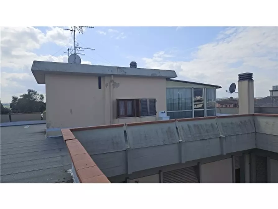 Immagine 21 di Appartamento in vendita  a Empoli