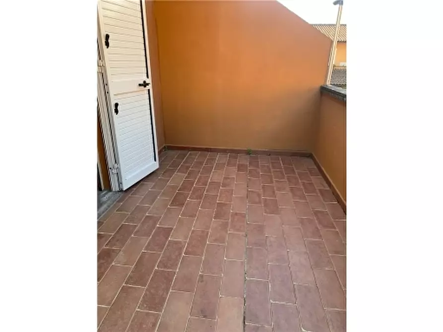 Immagine 7 di Appartamento in vendita  a Cecina