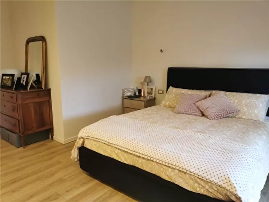 Immagine 7 di Appartamento in vendita  a Fucecchio