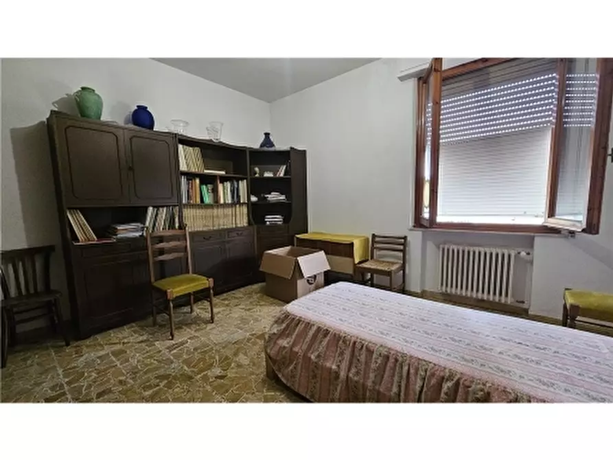 Immagine 10 di Appartamento in vendita  a Capraia E Limite
