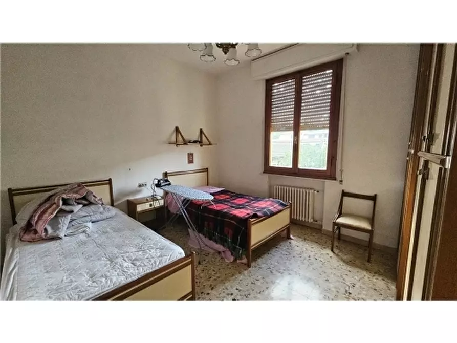 Immagine 11 di Appartamento in vendita  a Capraia E Limite