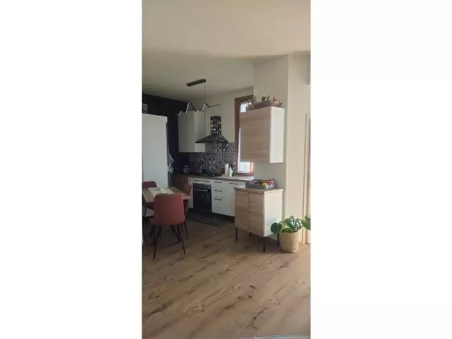Immagine 2 di Appartamento in vendita  a Empoli