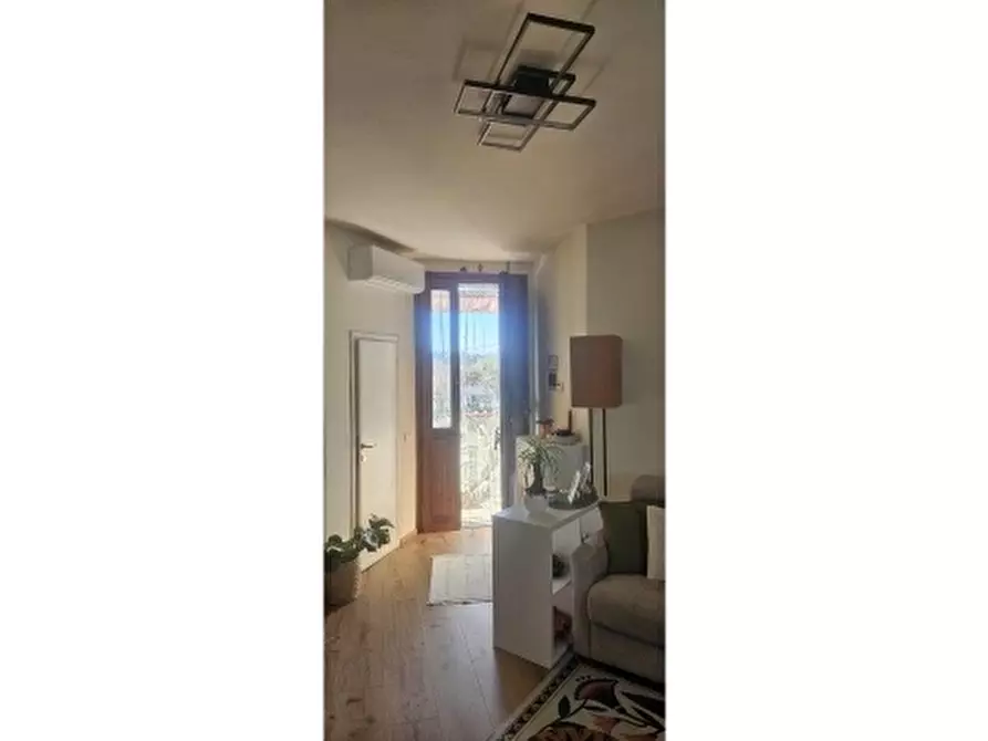 Immagine 11 di Appartamento in vendita  a Empoli