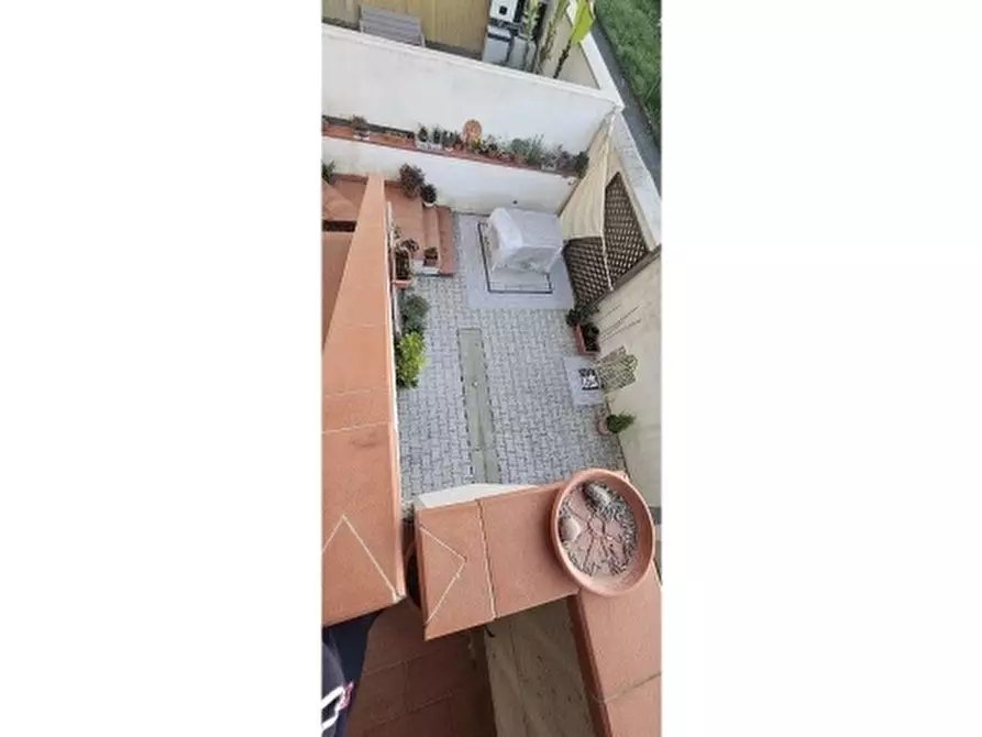 Immagine 37 di Appartamento in vendita  a Empoli