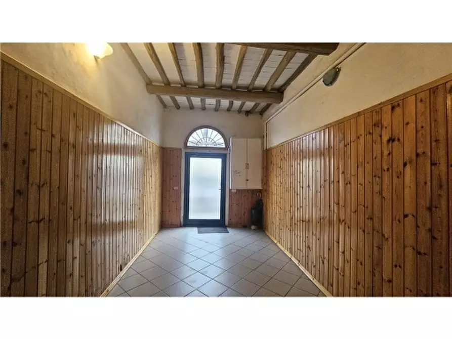 Immagine 8 di Appartamento in vendita  a Empoli
