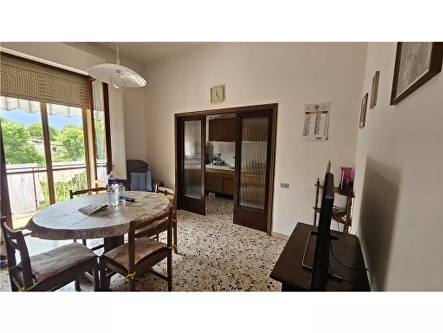 Immagine 6 di Appartamento in vendita  a Empoli