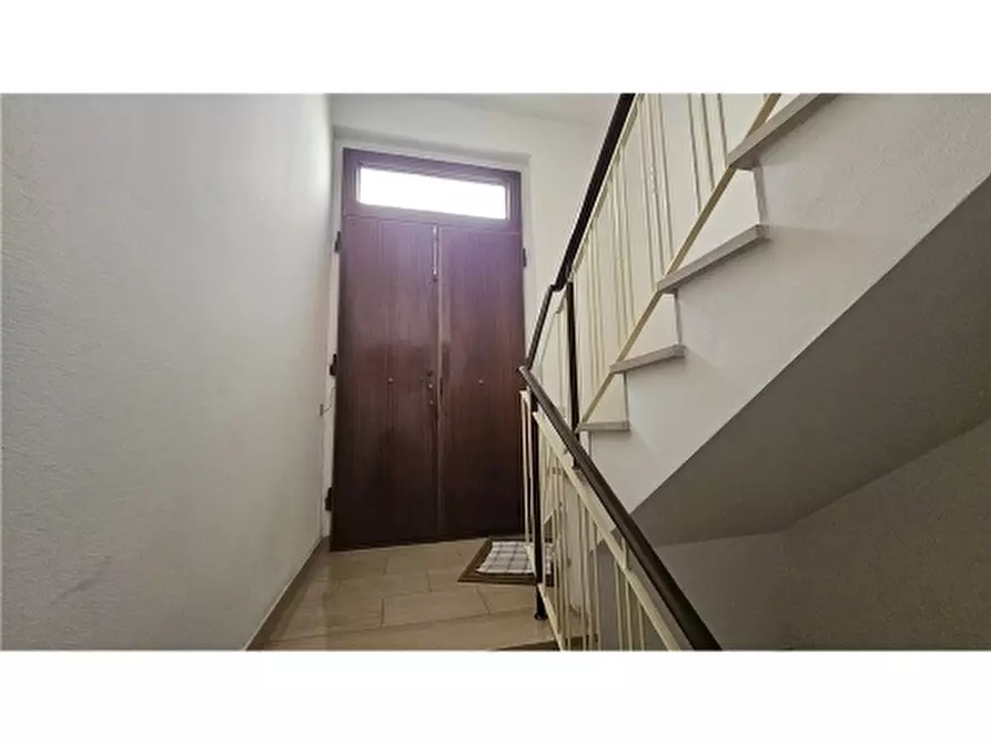 Immagine 14 di Appartamento in vendita  a Empoli