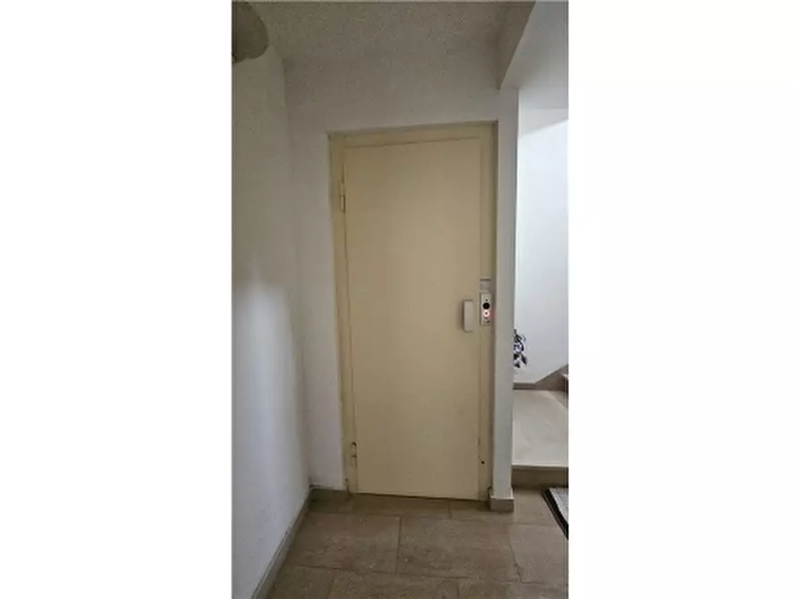 Immagine 16 di Appartamento in vendita  a Empoli
