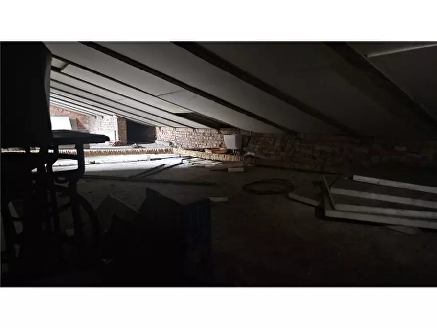 Immagine 20 di Appartamento in vendita  a Empoli