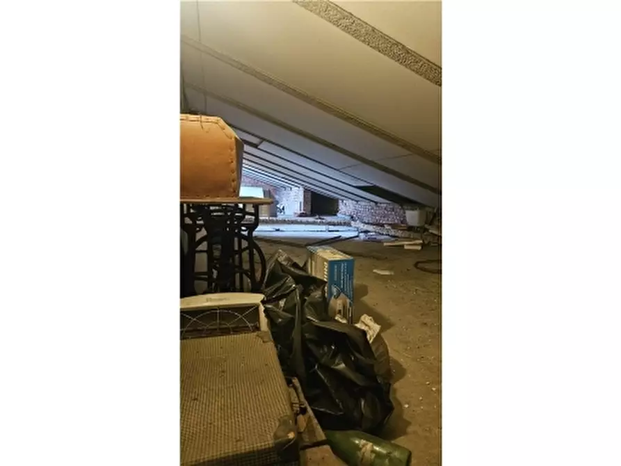 Immagine 22 di Appartamento in vendita  a Empoli