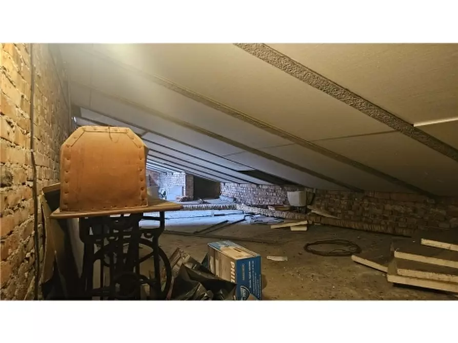 Immagine 23 di Appartamento in vendita  a Empoli