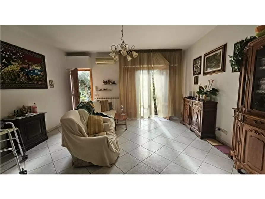 Immagine 1 di Appartamento in vendita  a Empoli
