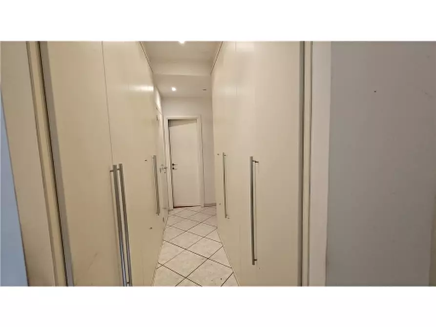 Immagine 4 di Appartamento in vendita  a Empoli