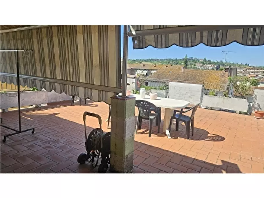 Immagine 4 di Appartamento in vendita  a Empoli