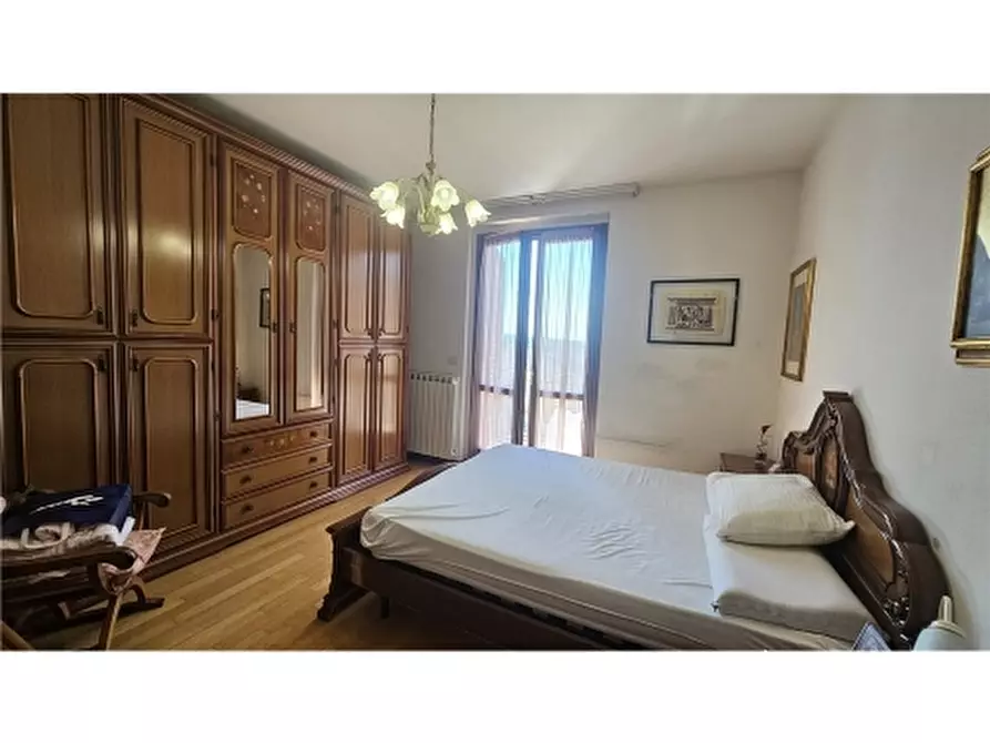 Immagine 30 di Appartamento in vendita  a Empoli