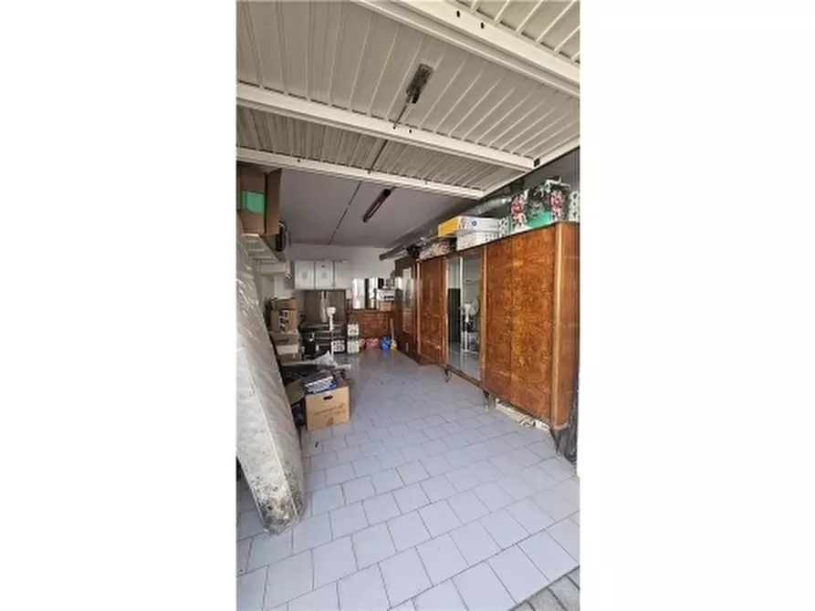 Immagine 41 di Appartamento in vendita  a Empoli