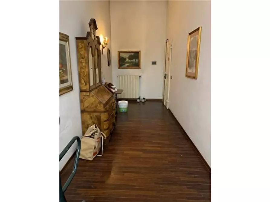 Immagine 1 di Appartamento in vendita  a Empoli