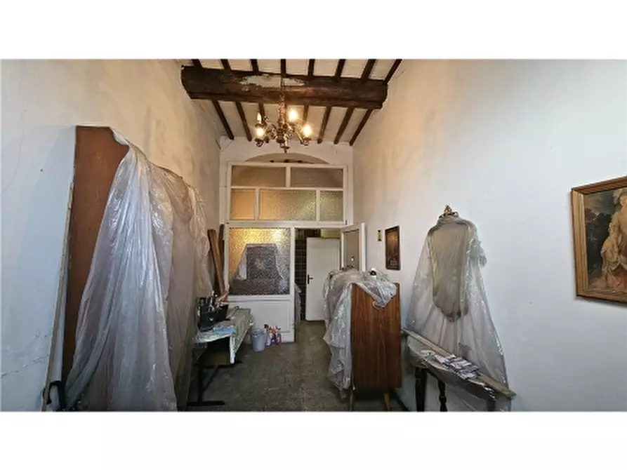 Immagine 2 di Villa in vendita  a Empoli