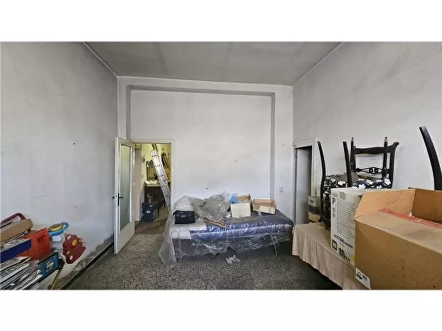 Immagine 7 di Villa in vendita  a Empoli