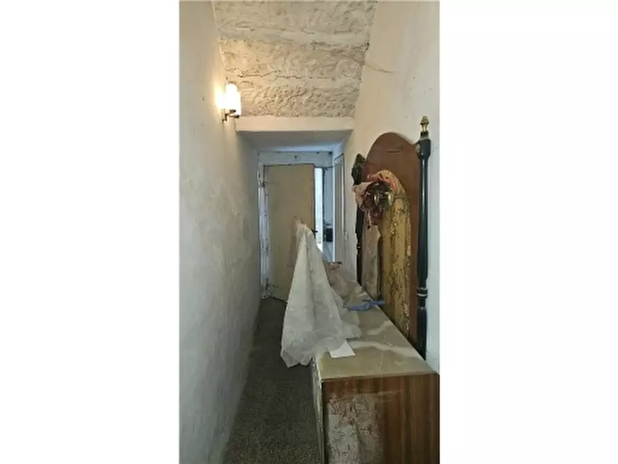 Immagine 8 di Villa in vendita  a Empoli