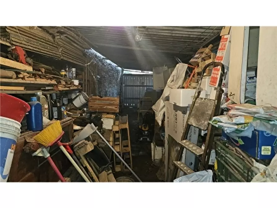 Immagine 12 di Villa in vendita  a Empoli