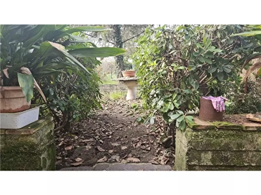 Immagine 15 di Villa in vendita  a Empoli