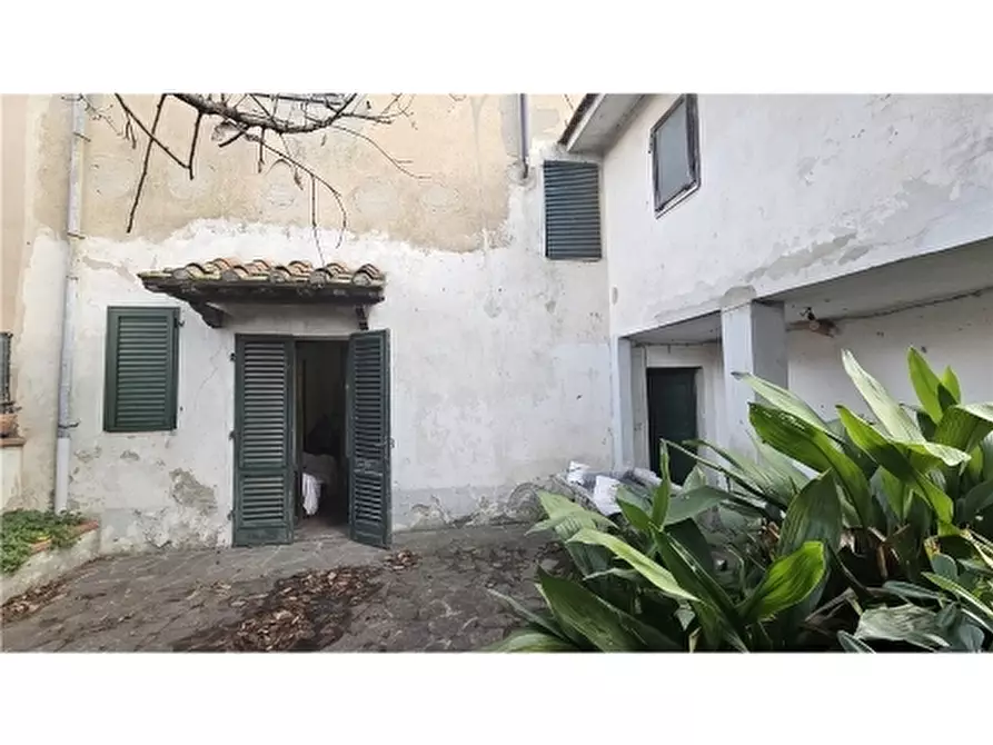 Immagine 16 di Villa in vendita  a Empoli