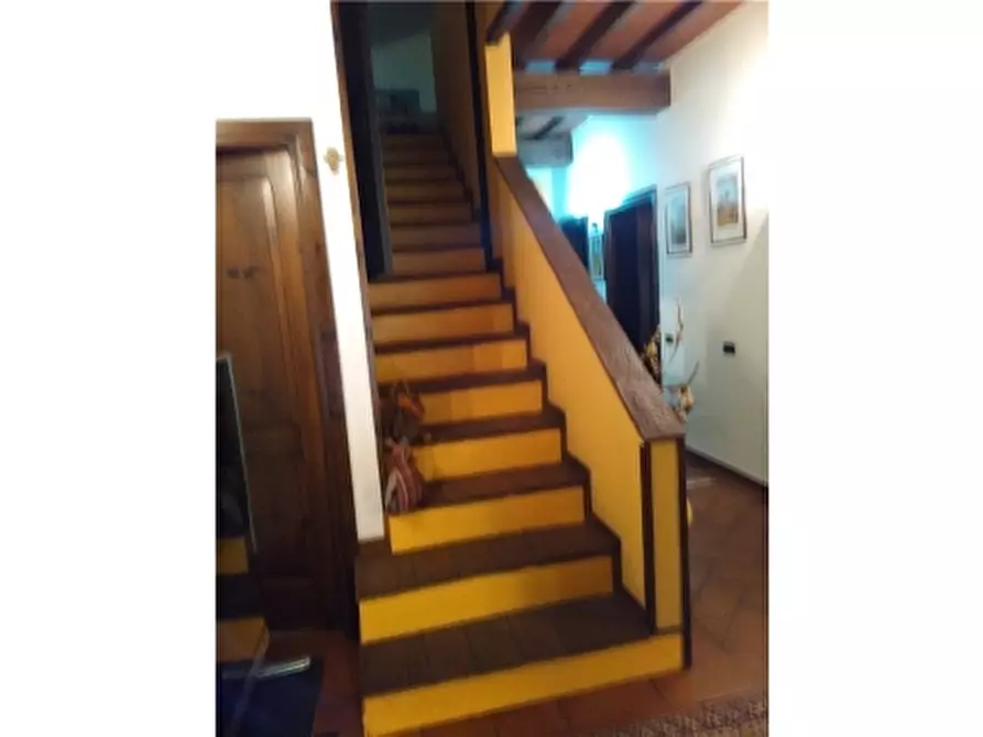 Immagine 9 di Villa in vendita  a Empoli