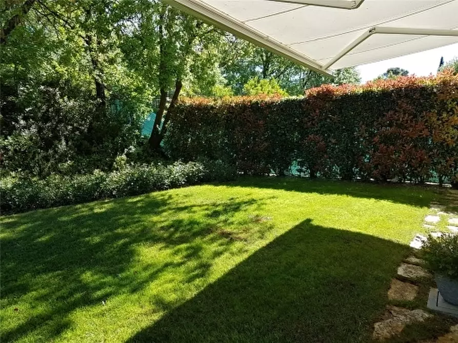 Immagine 1 di Villa in vendita  a Montelupo Fiorentino