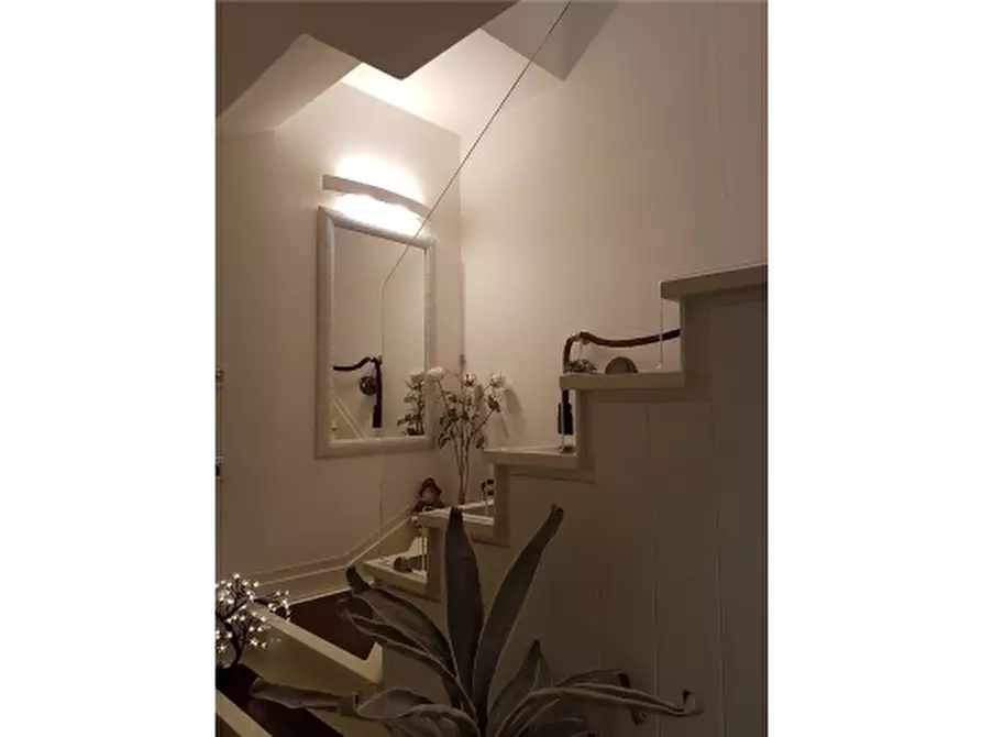 Immagine 9 di Villa in vendita  a Montelupo Fiorentino