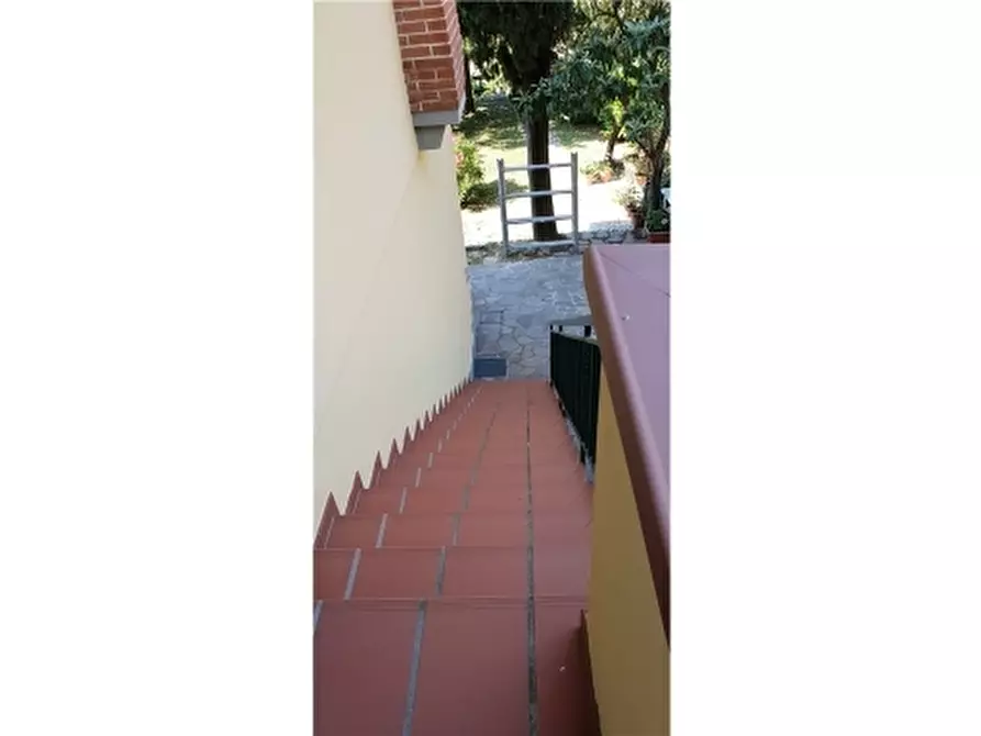 Immagine 13 di Villa in vendita  a Vinci