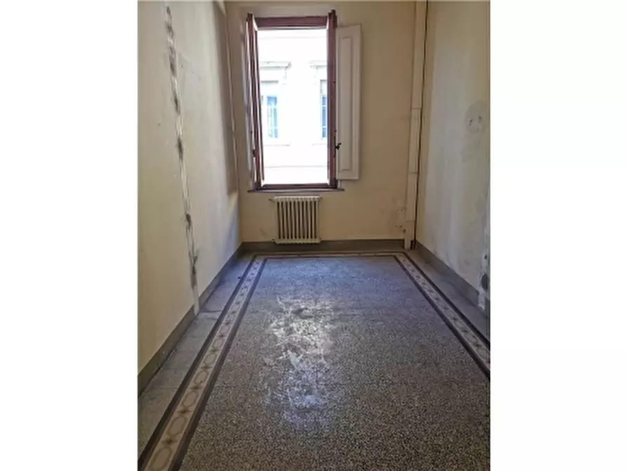 Immagine 4 di Villa in vendita  a Empoli