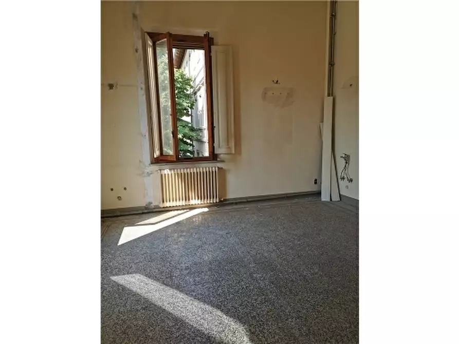 Immagine 5 di Villa in vendita  a Empoli