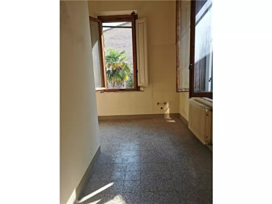 Immagine 6 di Villa in vendita  a Empoli