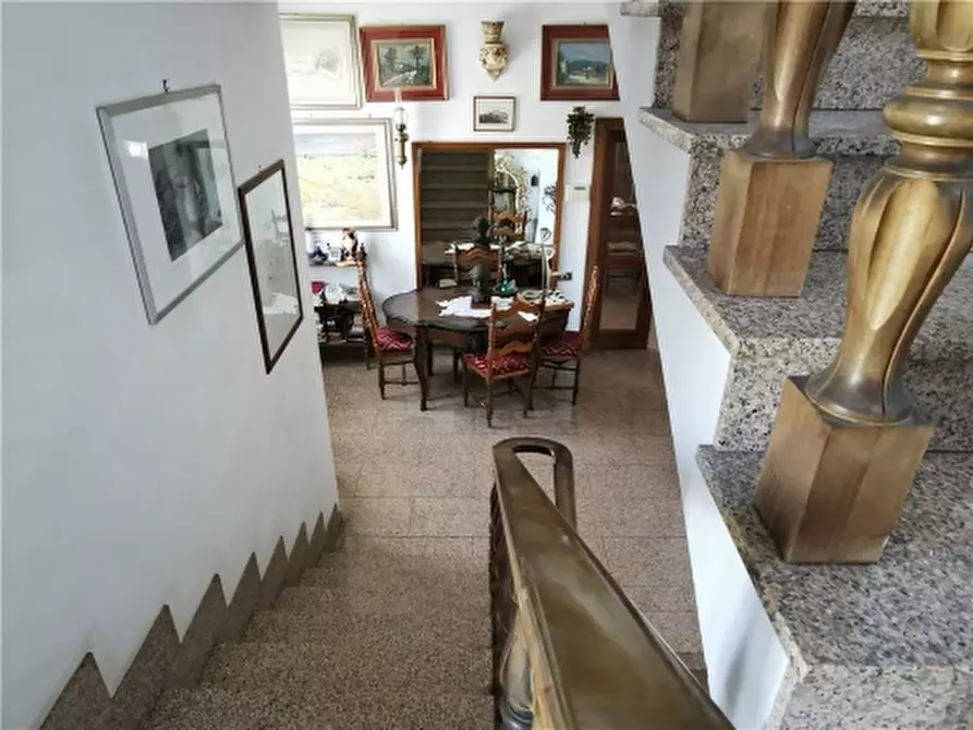 Immagine 4 di Villa in vendita  a Cerreto Guidi