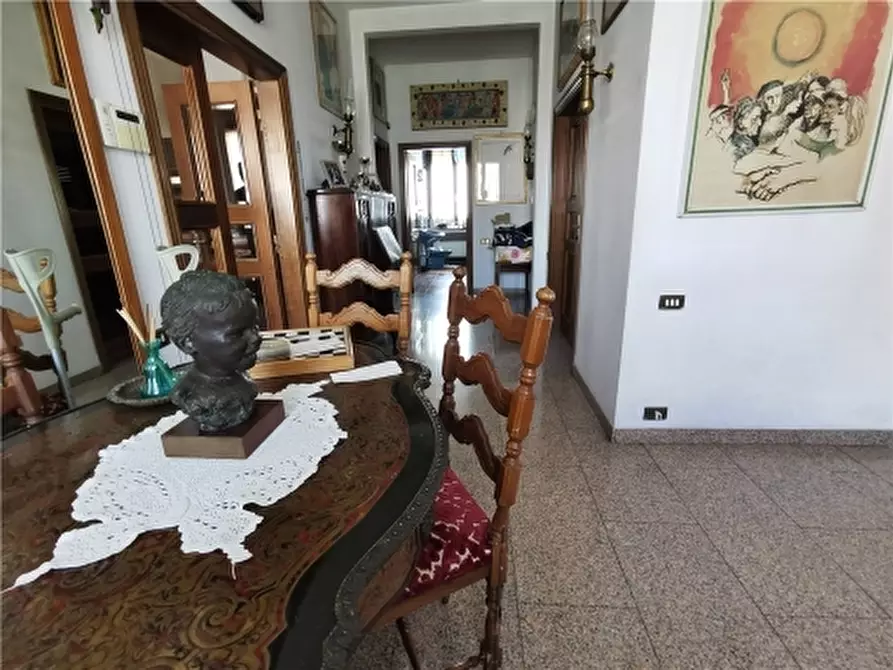 Immagine 12 di Villa in vendita  a Cerreto Guidi