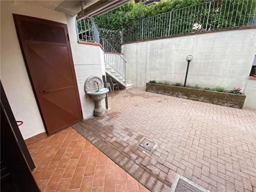 Immagine 26 di Villa in vendita  a San Miniato