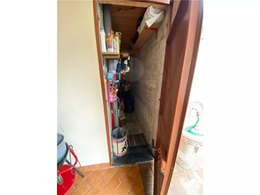 Immagine 27 di Villa in vendita  a San Miniato